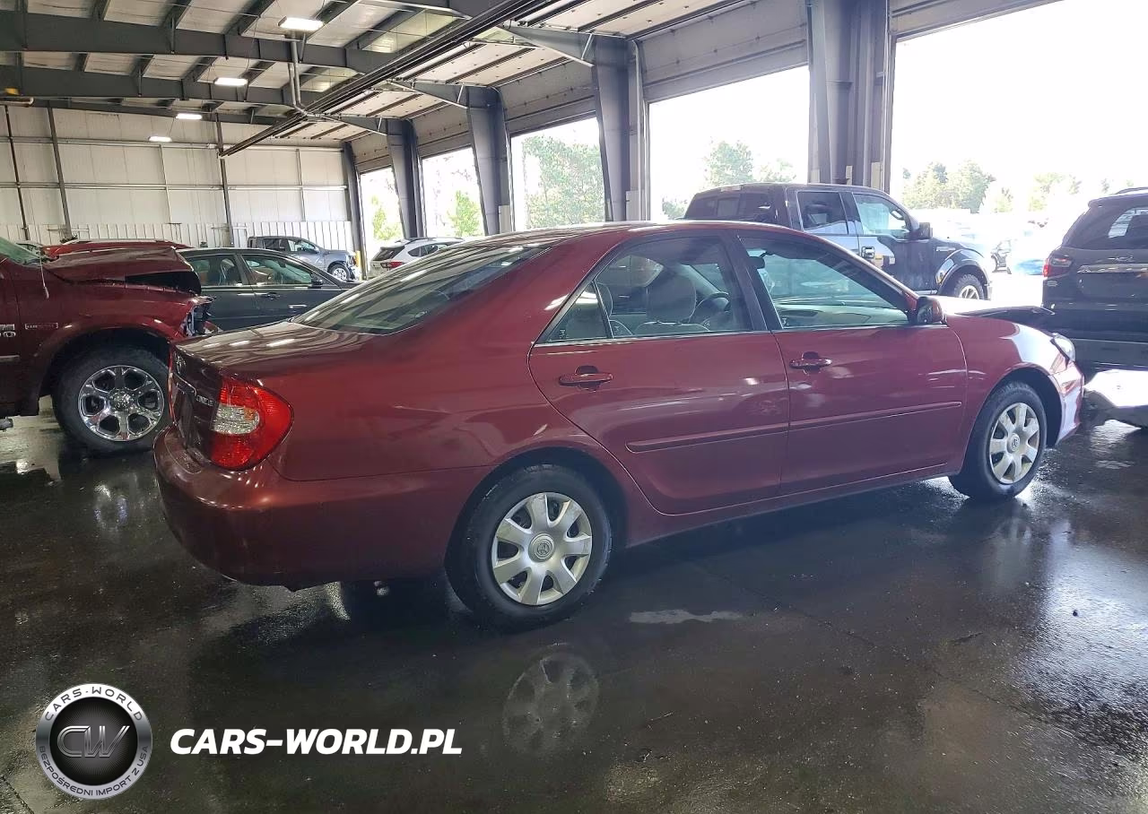 2004 Toyota Camry Le VIN:4T1BE30K64U367914 - 3