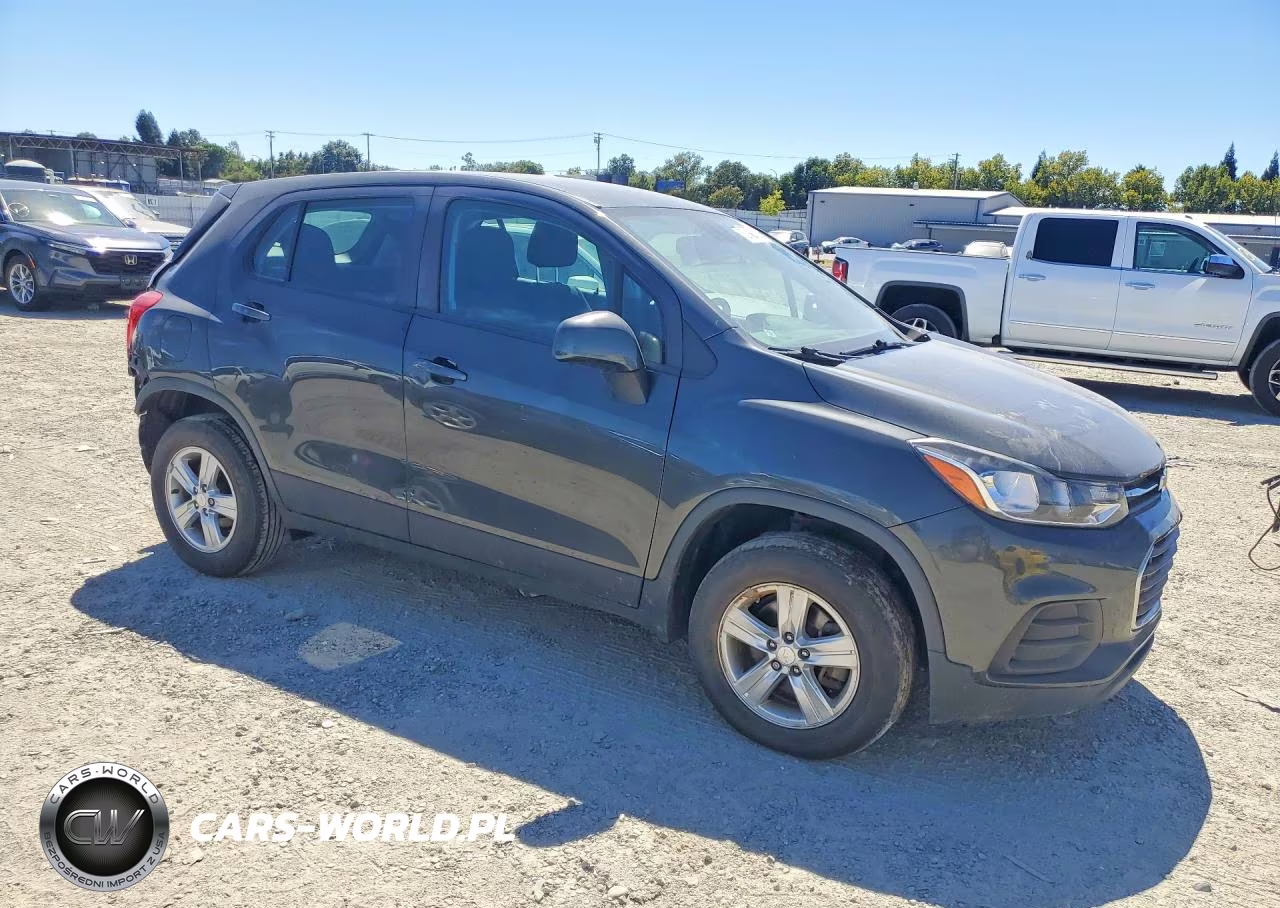 2020 Chevrolet Trax Ls VIN:3GNCJNSB0LL204429 - 4