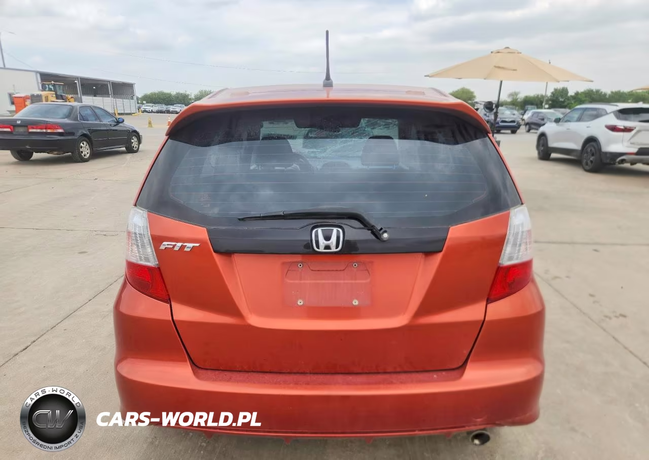 2012 Honda Fit Sport VIN:JHMGE8H53CC012904 - 6