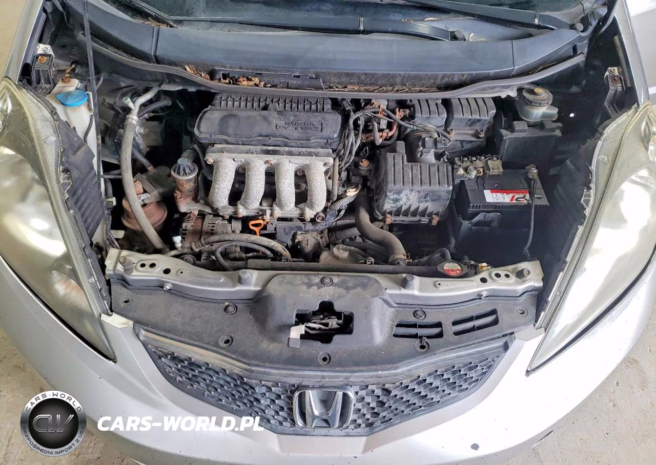 2010 Honda Fit VIN:JHMGE8H23AC019161 - 11