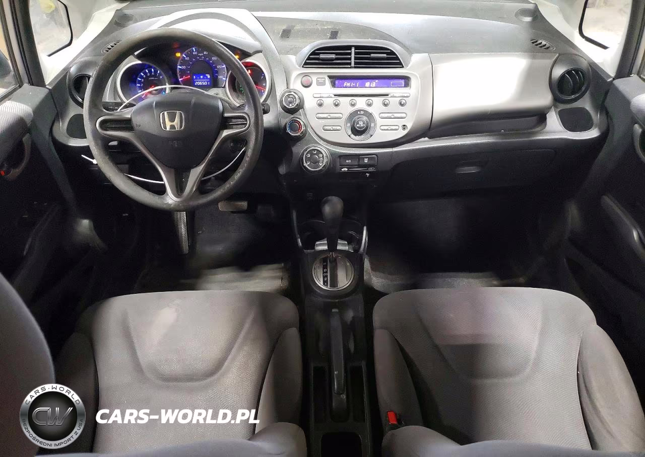 2010 Honda Fit VIN:JHMGE8H23AC019161 - 8