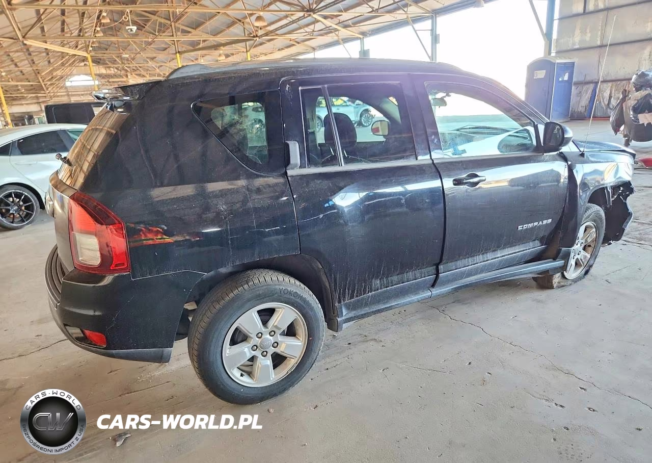 2014 Jeep Compass VIN:1C4NJCBA0ED573832 - 3