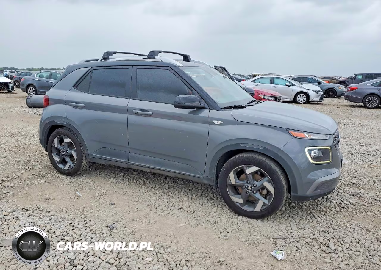 2022 Hyundai Venue Limited VIN:KMHRC8A30NU200930 - 4