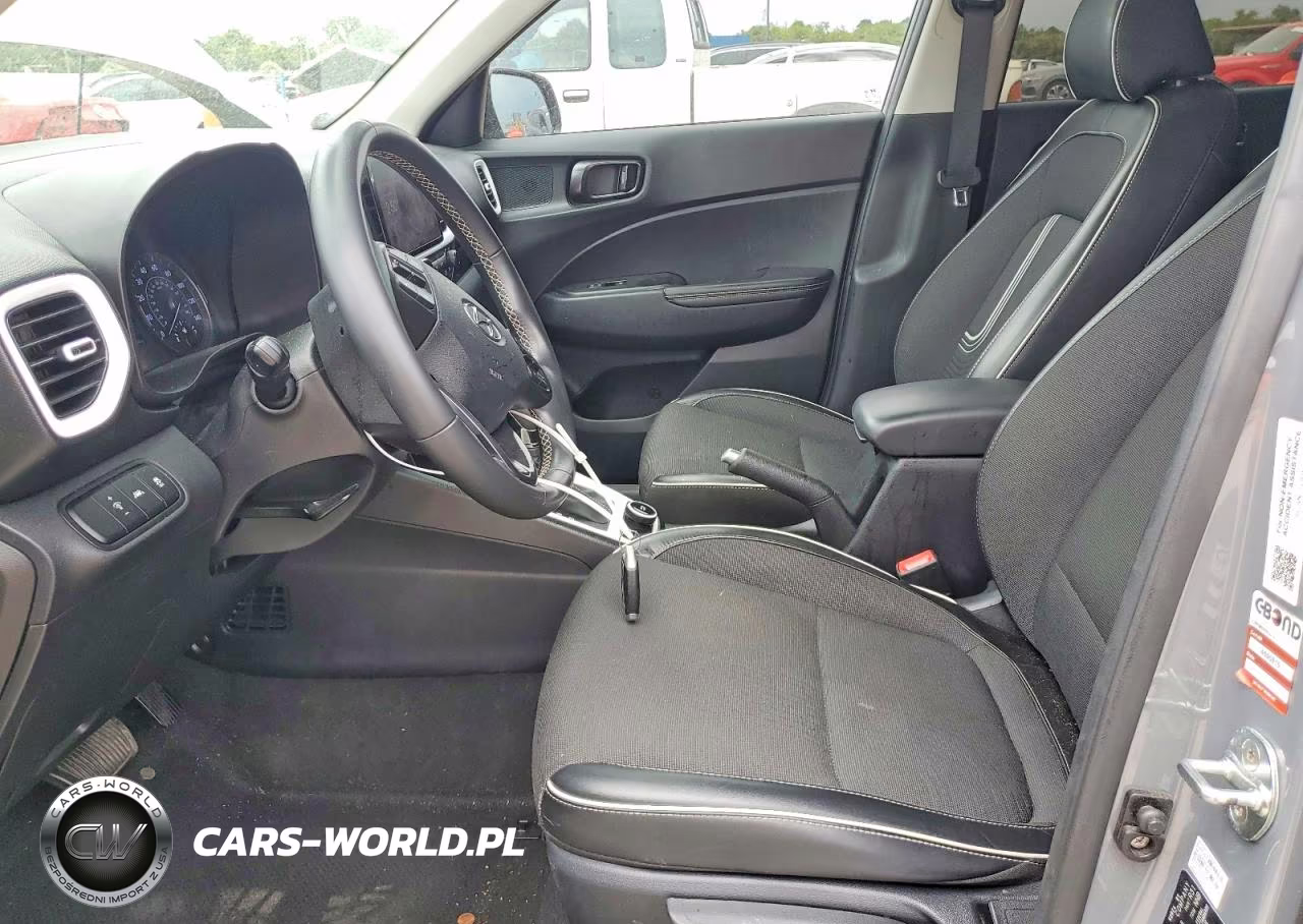 2022 Hyundai Venue Limited VIN:KMHRC8A30NU200930 - 7
