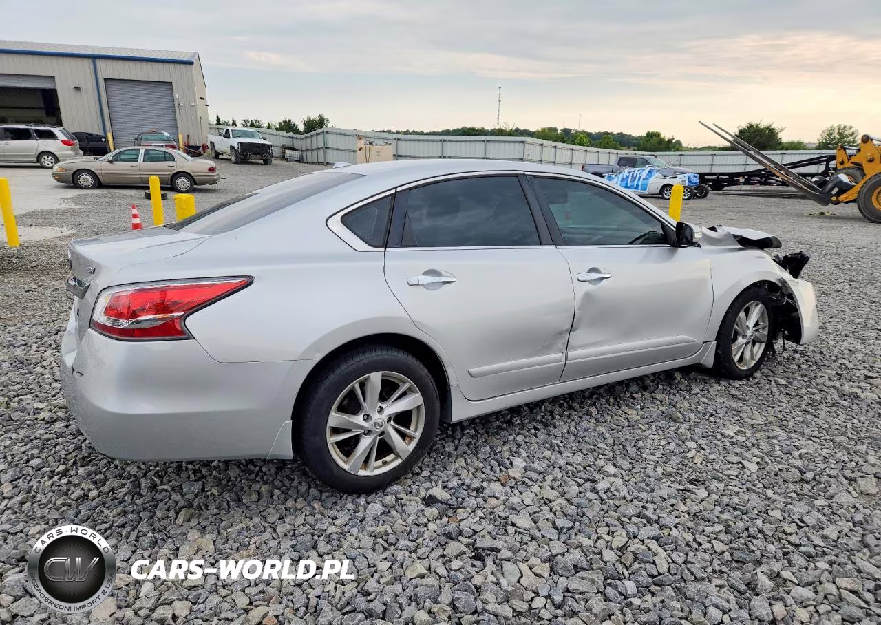 2015 Nissan Altima 2.5 Sv VIN:1N4AL3AP3FC583654 - 3