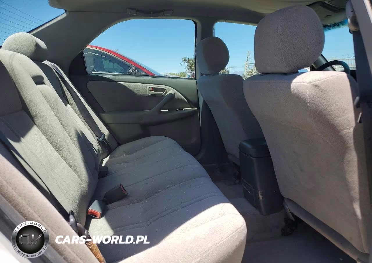 2001 Toyota Camry Le VIN:4T1BG22K51U844698 - 10