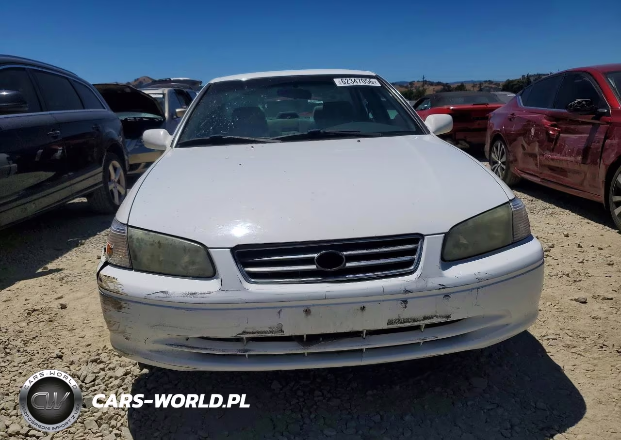 2001 Toyota Camry Le VIN:4T1BG22K51U844698 - 5