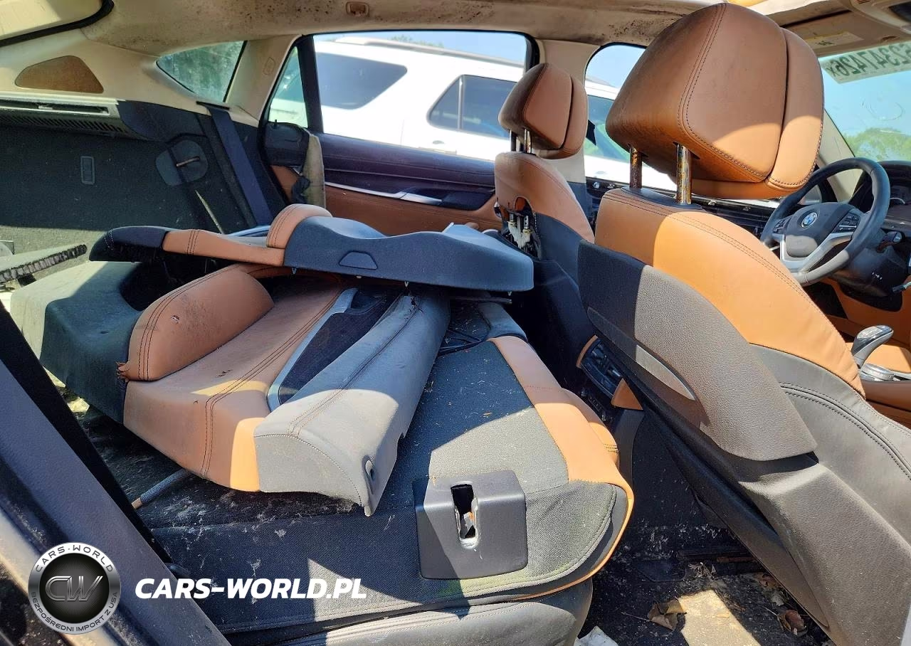 2015 BMW X6 xDrive35I VIN:5UXKU2C58F0F94640 - 11