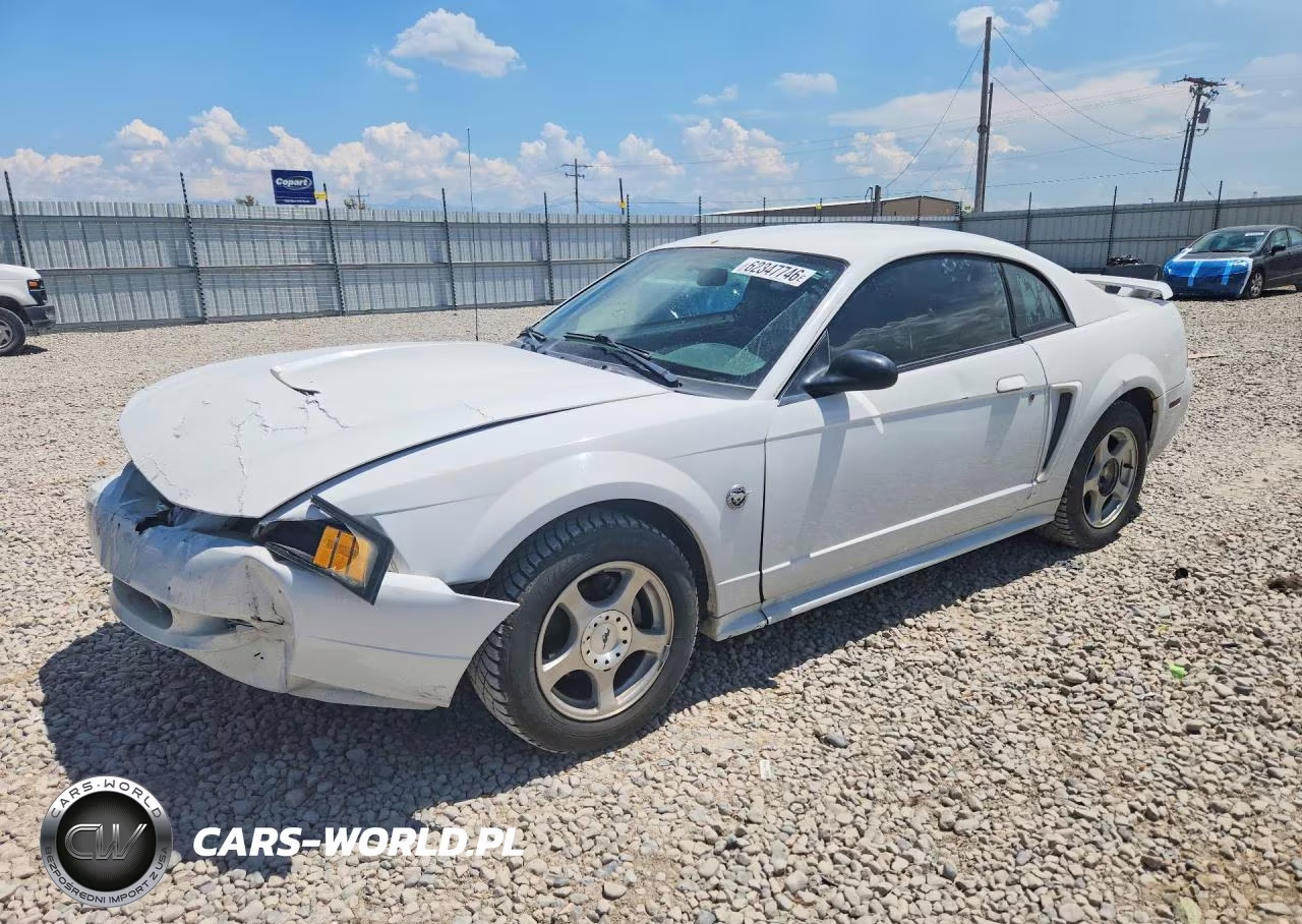 2004 Ford Mustang