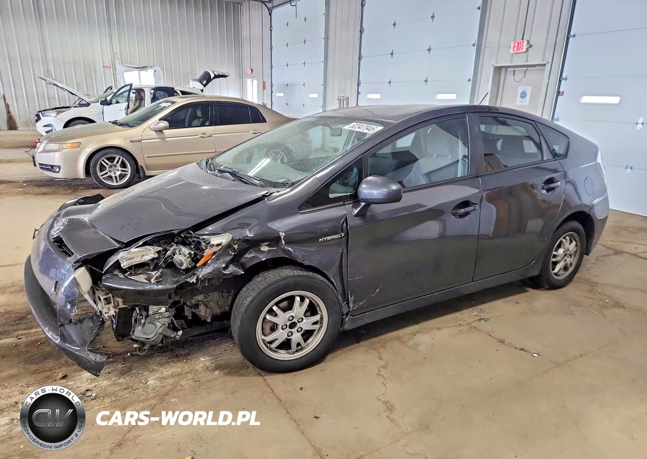 2011 Toyota Prius Two – zdjęcie 1 z 14