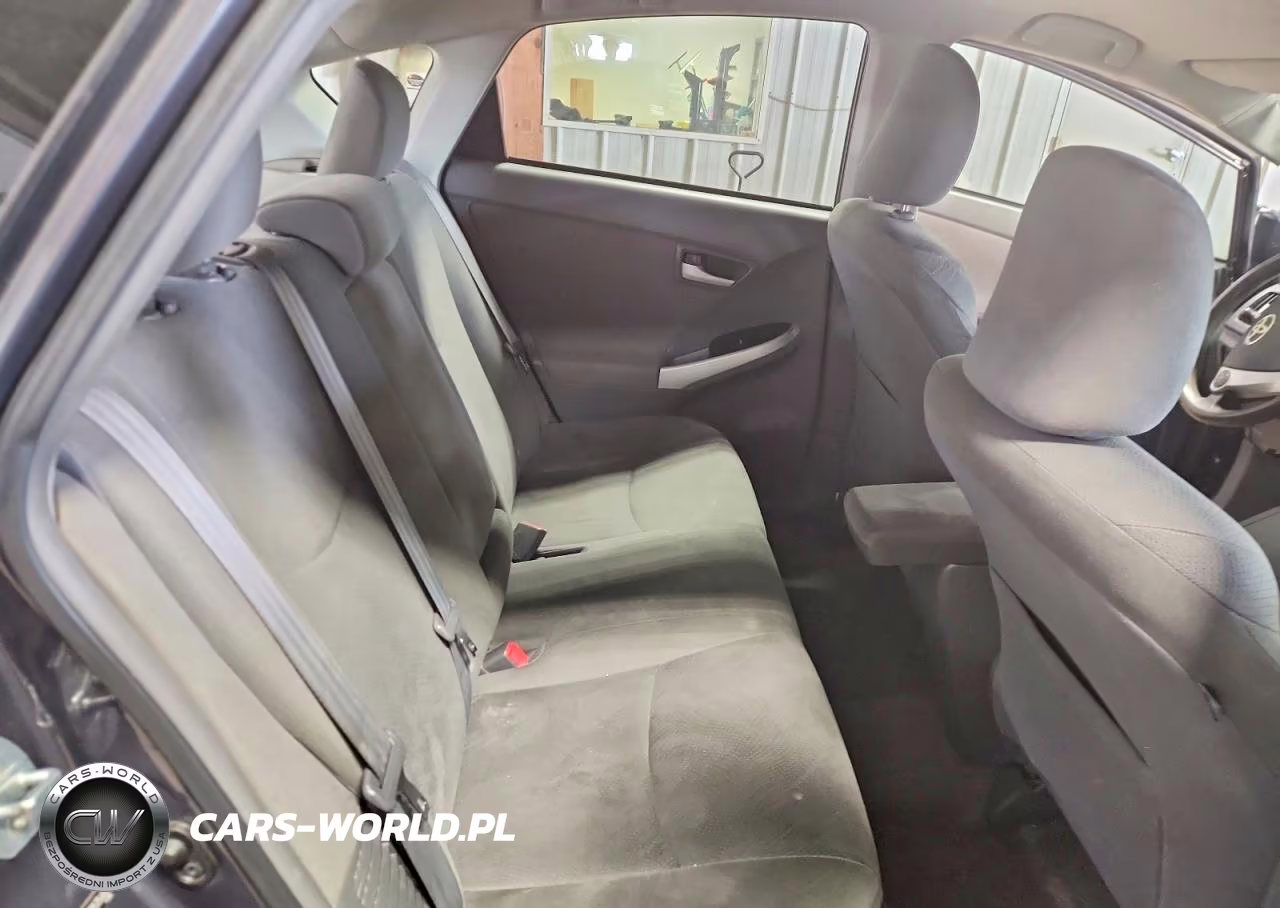 2011 Toyota Prius Two VIN:JTDKN3DU3B5356800 - 11