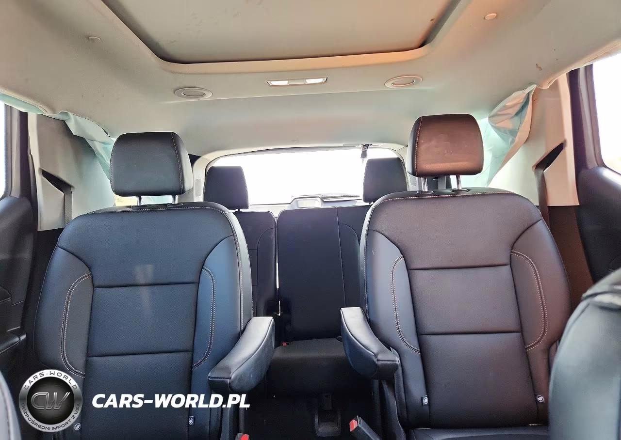 2019 Chevrolet Traverse Premier VIN:1GNEVKKW8KJ282459 - 10