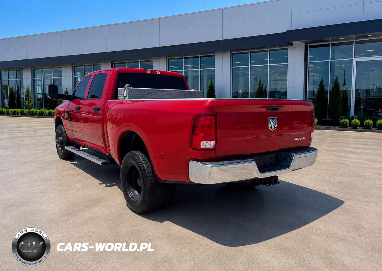 2018 Ram 3500 St VIN:3C63RRGL1JG281172 - 3