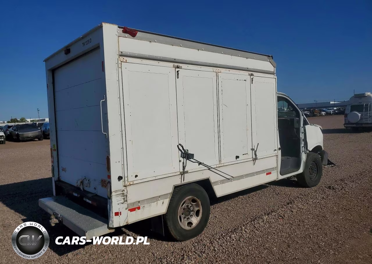 2010 GMC Savana Box Truck VIN:1GD1G2AA7A1154599 - 3