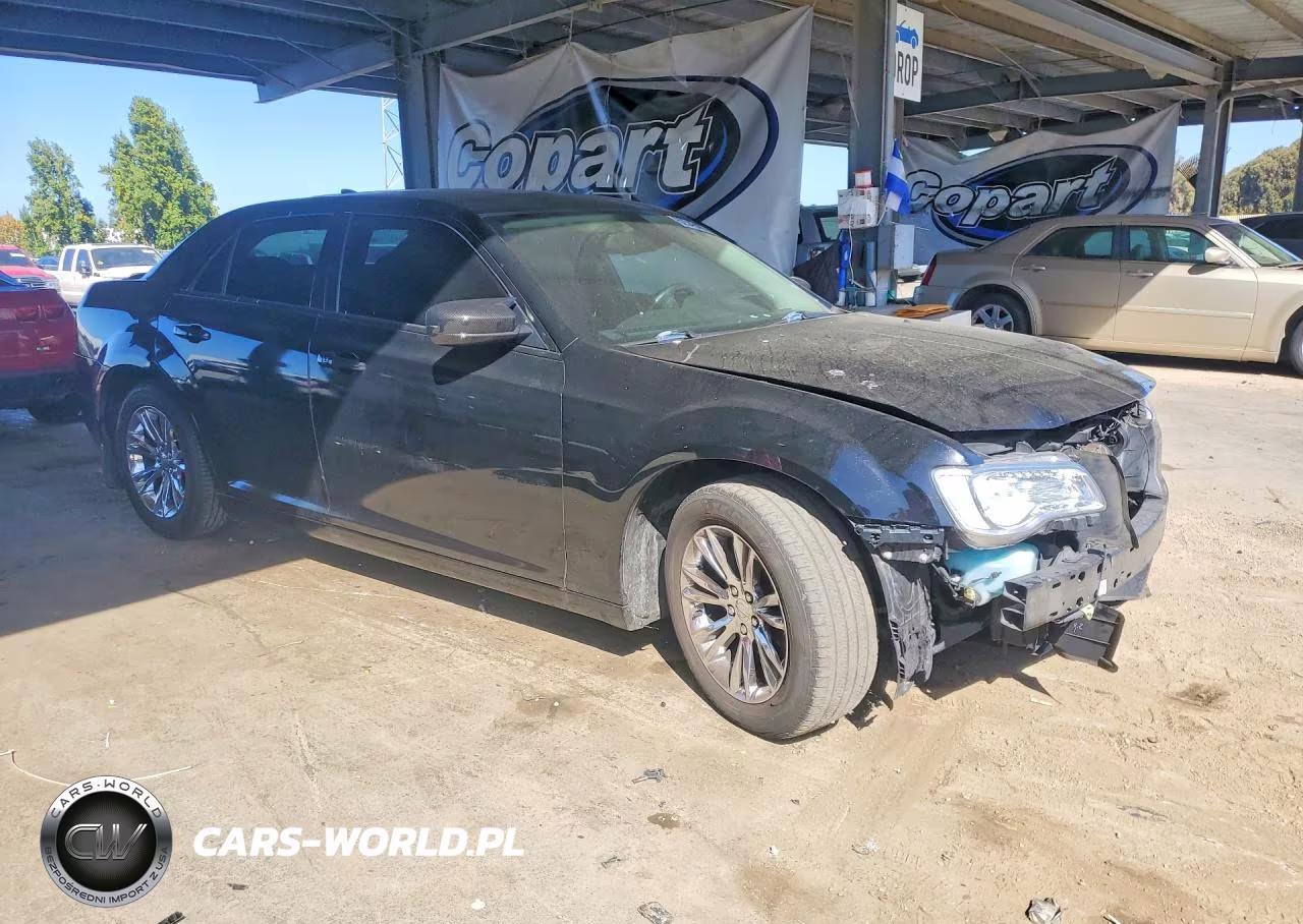 2016 Chrysler 300C VIN:2C3CCAEG6GH320434 - 4