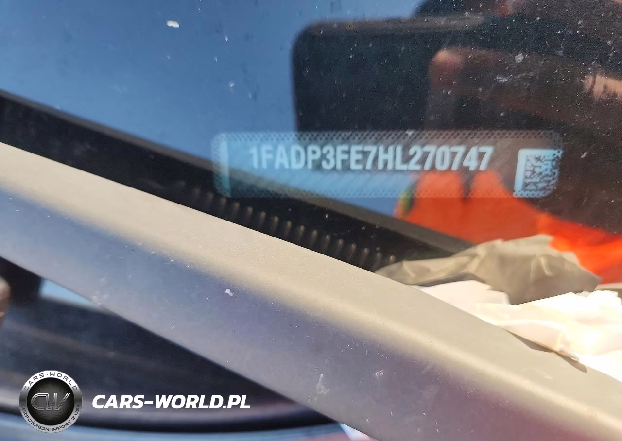 2017 Ford Focus Se VIN:1FADP3FE7HL270747 - 12