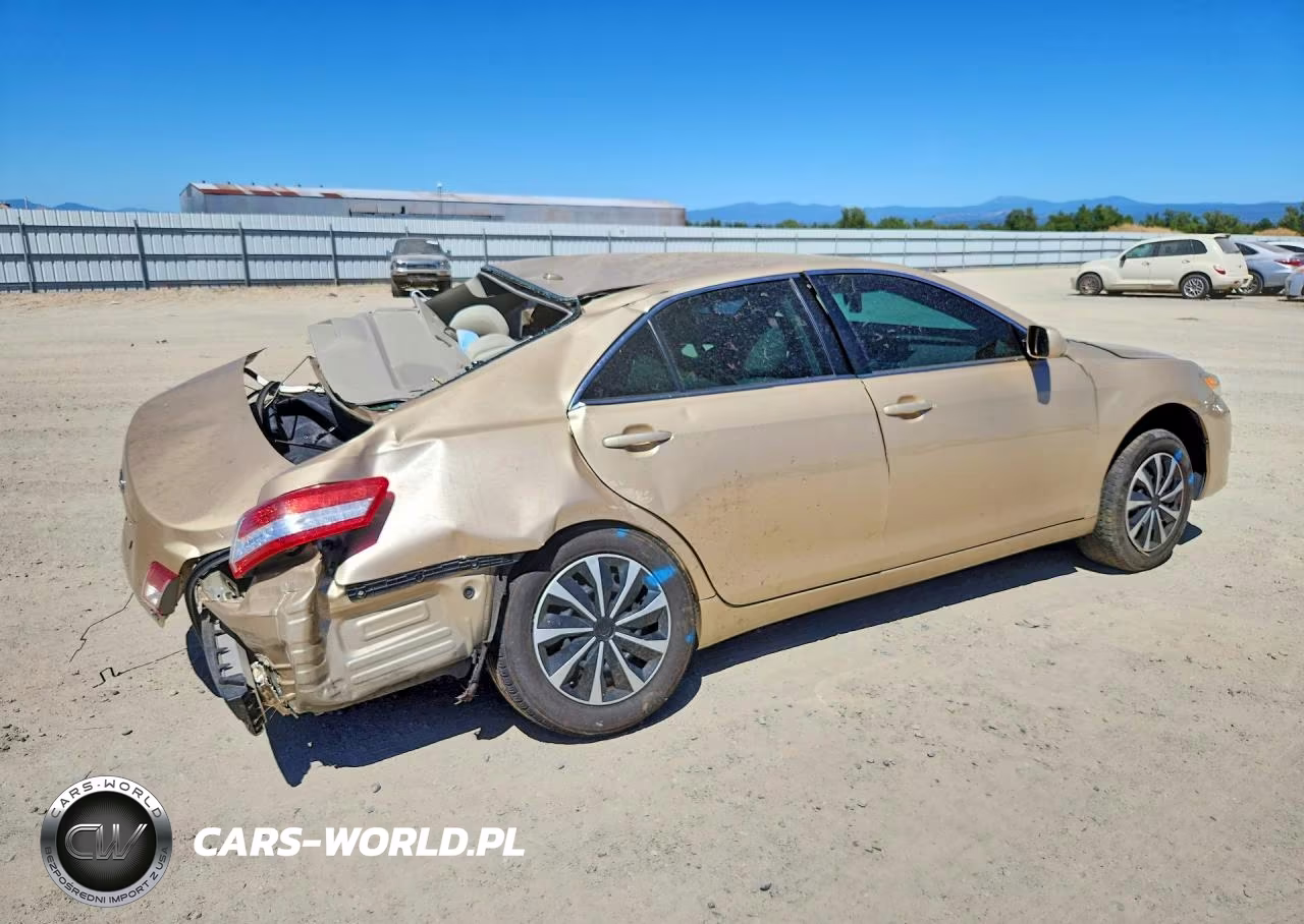 2011 Toyota Camry Le VIN:4T1BF3EK2BU227376 - 3