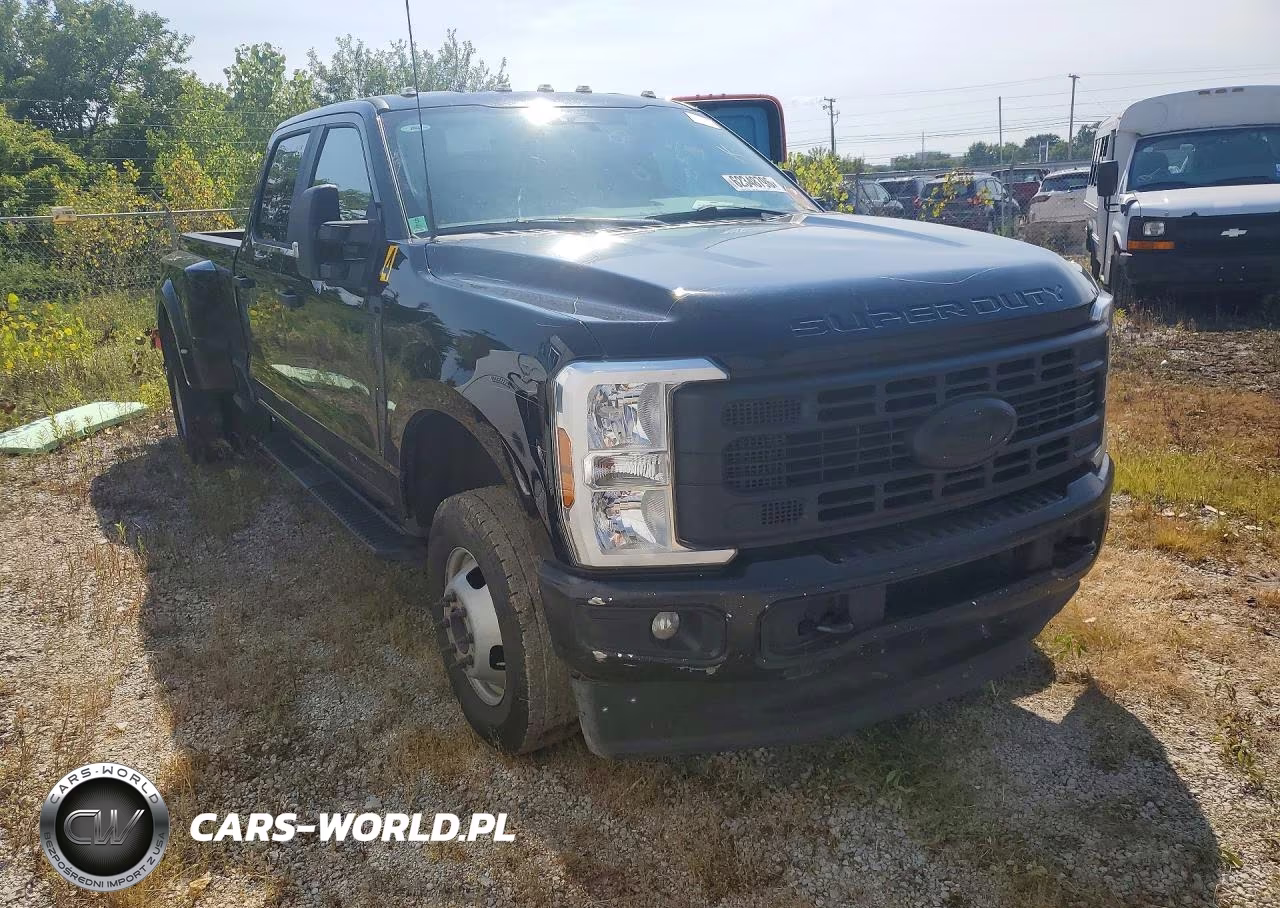 2024 Ford F350 Super Duty VIN:1FT8W3DT0REC54301 - 4