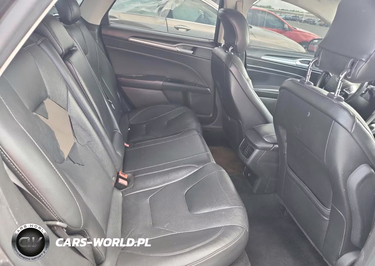 2014 Ford Fusion Titanium VIN:3FA6P0K96ER271370 - 10
