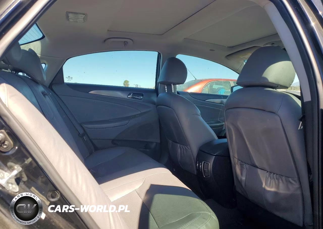 2013 Hyundai Sonata Hybrid VIN:KMHEC4A43DA076765 - 10