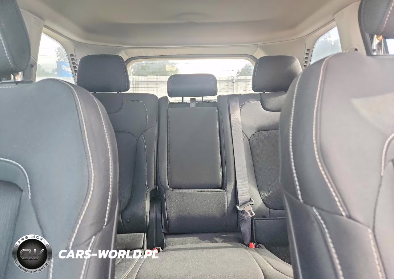 2023 Jeep Grand Cherokee Laredo VIN:1C4RJHAG1PC640872 - 10
