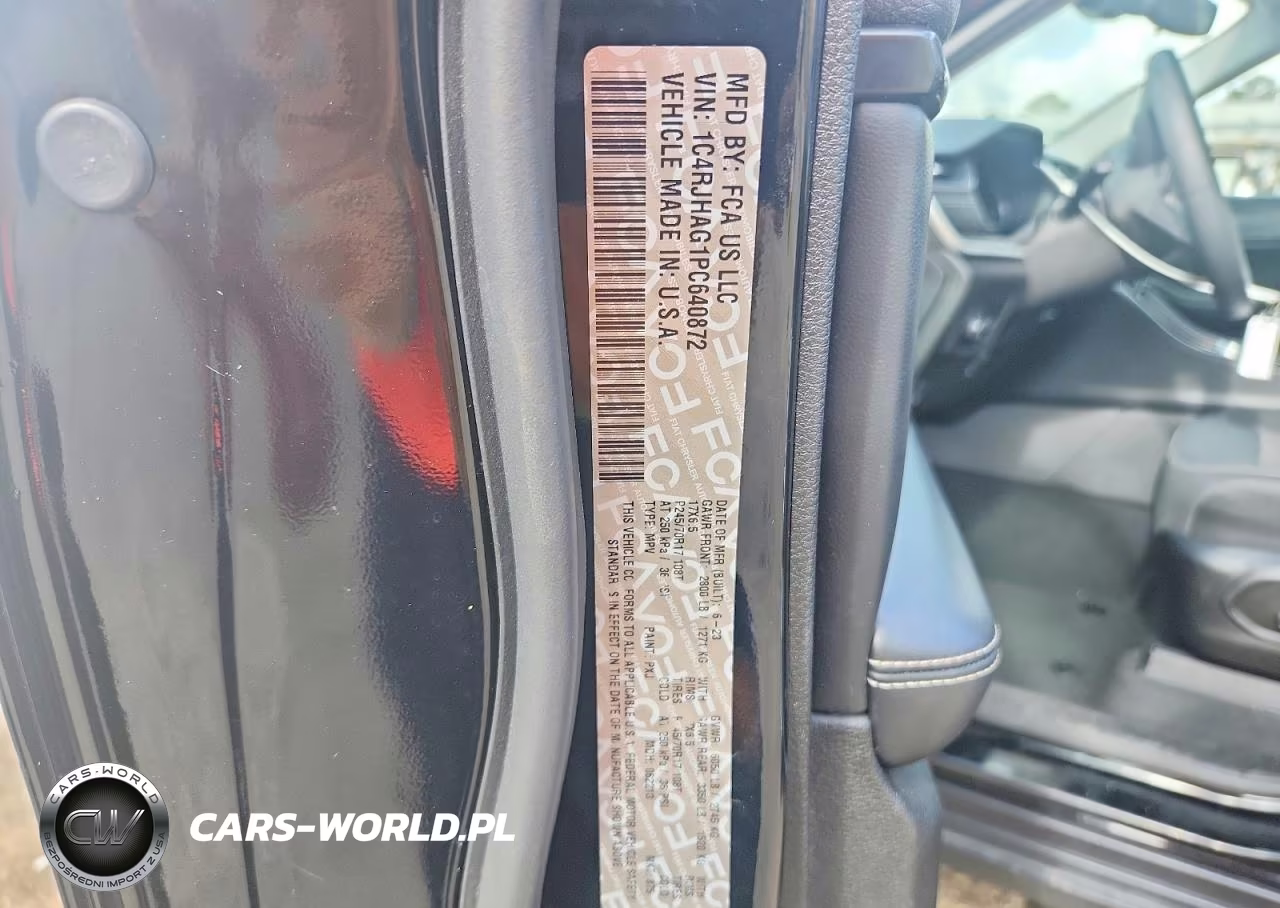 2023 Jeep Grand Cherokee Laredo VIN:1C4RJHAG1PC640872 - 13