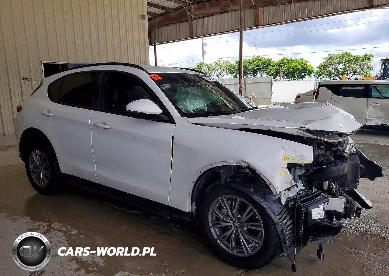 2022 Alfa Romeo Stelvio VIN:ZASPAJAN5N7D28208 - 4