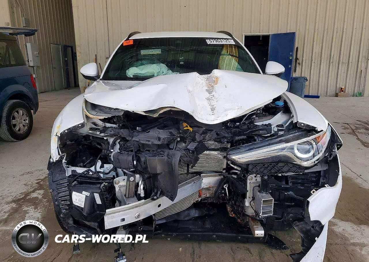 2022 Alfa Romeo Stelvio VIN:ZASPAJAN5N7D28208 - 5