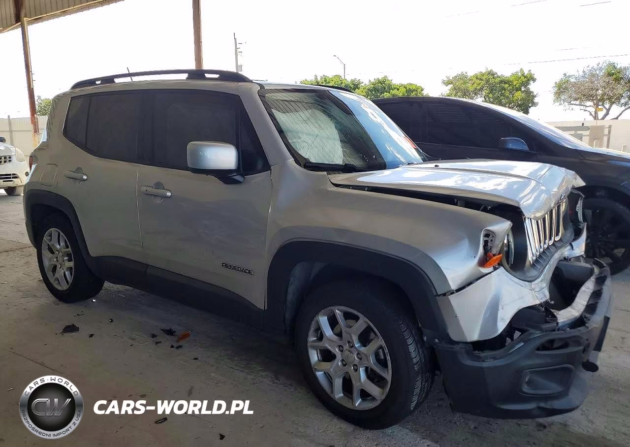 2017 Jeep Renegade Latitude VIN:ZACCJABB3HPG37775 - 4