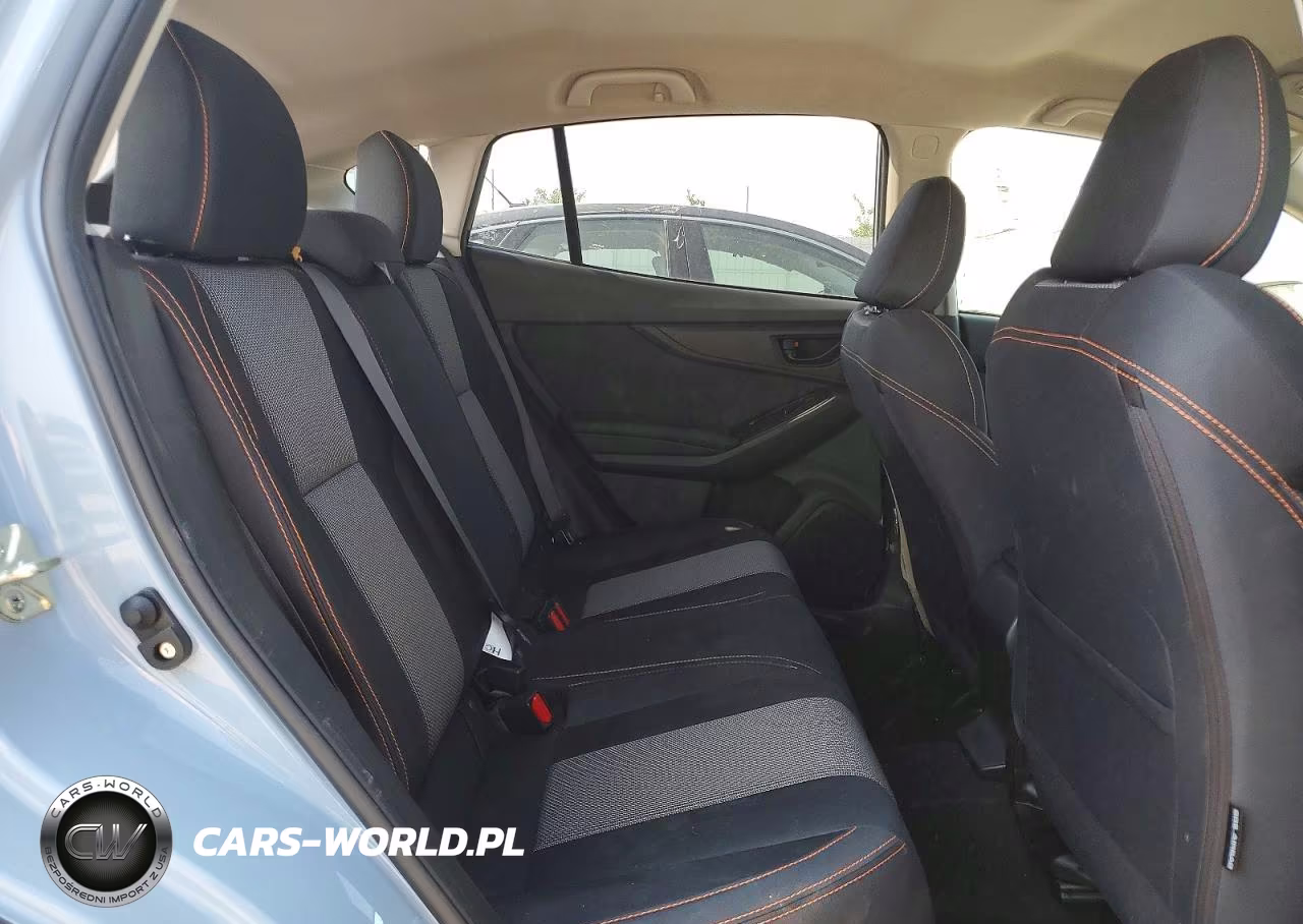 2020 Subaru Crosstrek Premium VIN:JF2GTAPC4L8238212 - 11