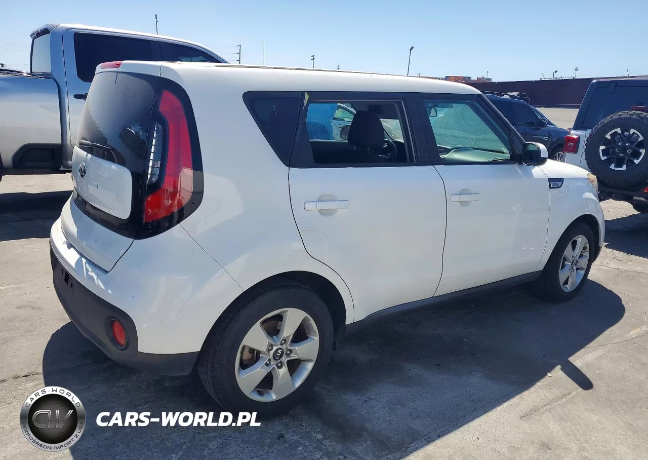 2017 Kia Soul Base VIN:KNDJN2A24H7446317 - 3