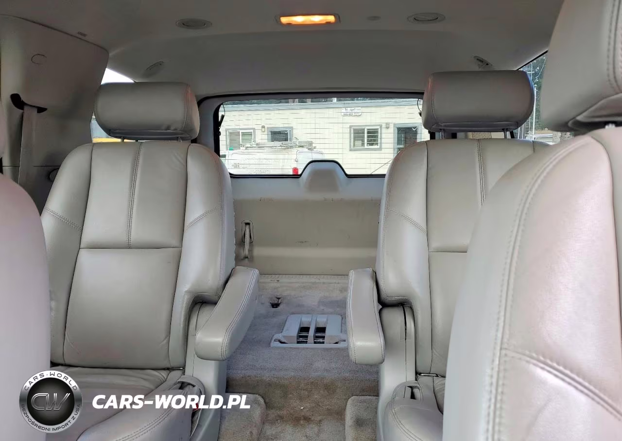 2008 GMC Yukon VIN:1GKFC13098R220445 - 10