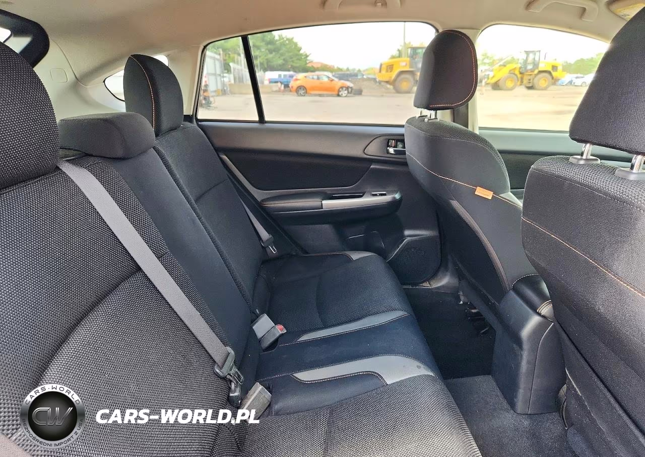 2016 Subaru Crosstrek Premium VIN:JF2GPABCXG8307065 - 11