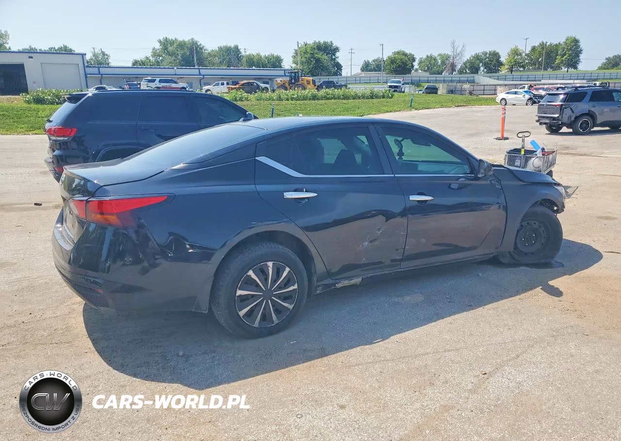 2020 Nissan Altima S VIN:1N4BL4BV3LC131058 - 3