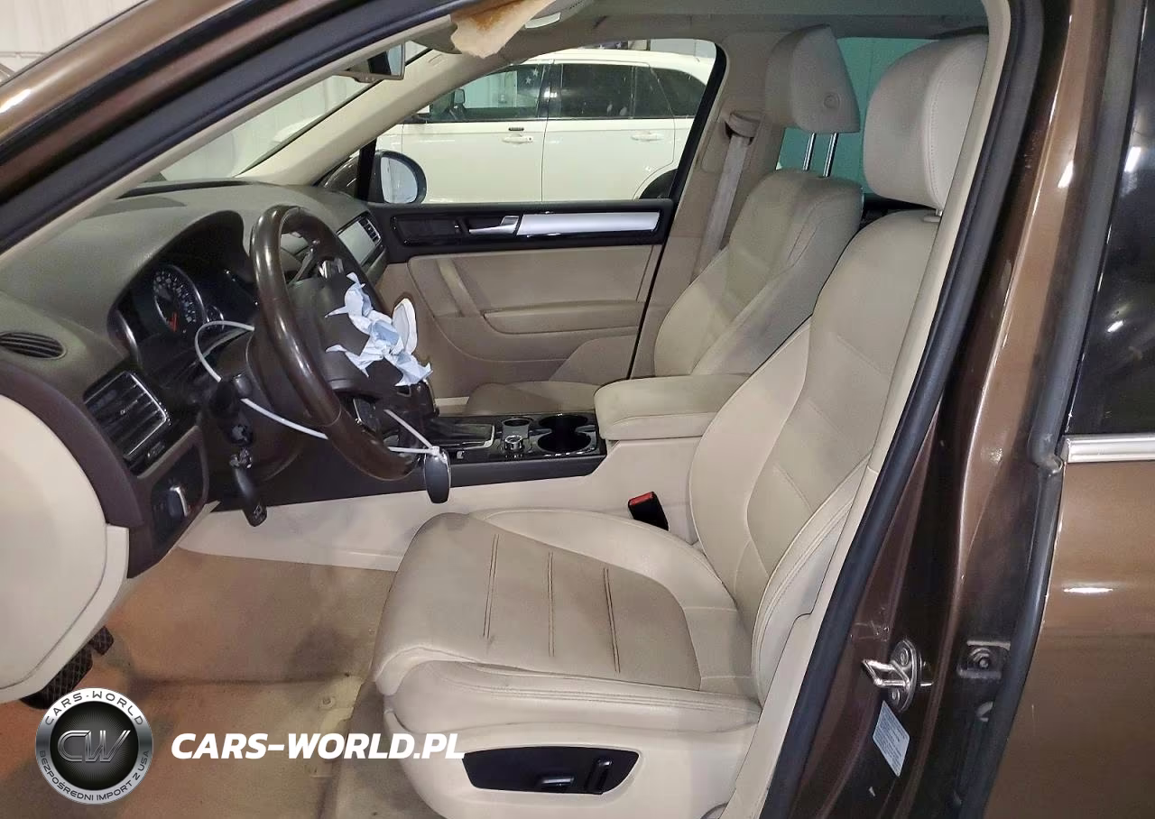 2012 Volkswagen Touareg V6 VIN:WVGFF9BP6CD001203 - 7