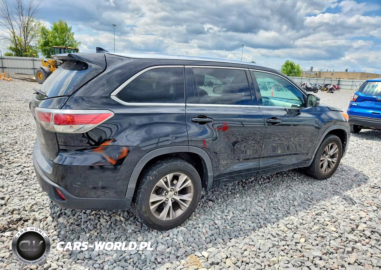 2015 Toyota Highlander Xle VIN:5TDKKRFH6FS090958 - 3