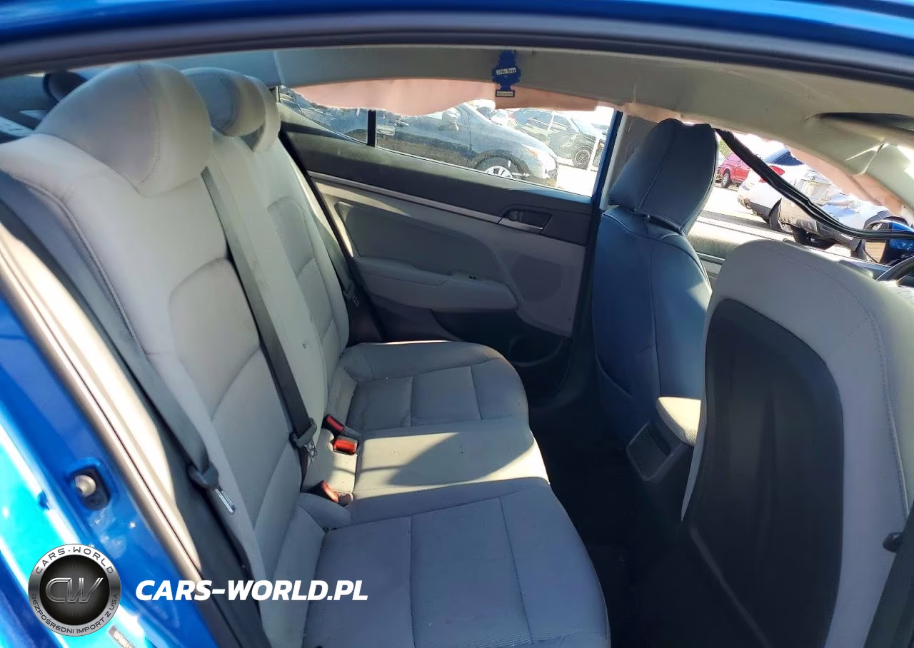 2018 Hyundai Elantra Sel VIN:5NPD84LF2JH257005 - 10