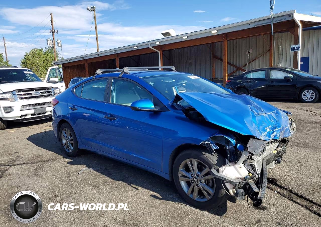 2018 Hyundai Elantra Sel VIN:5NPD84LF2JH257005 - 4