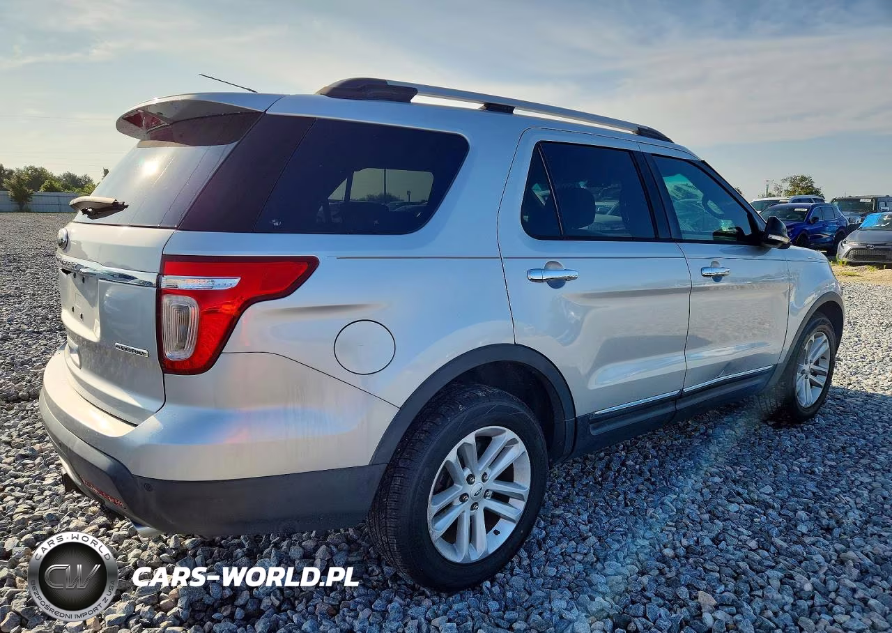 2013 Ford Explorer Xlt VIN:1FM5K7D85DGB18384 - 3
