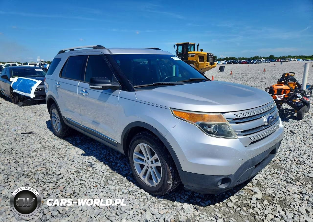2013 Ford Explorer Xlt VIN:1FM5K7D85DGB18384 - 4