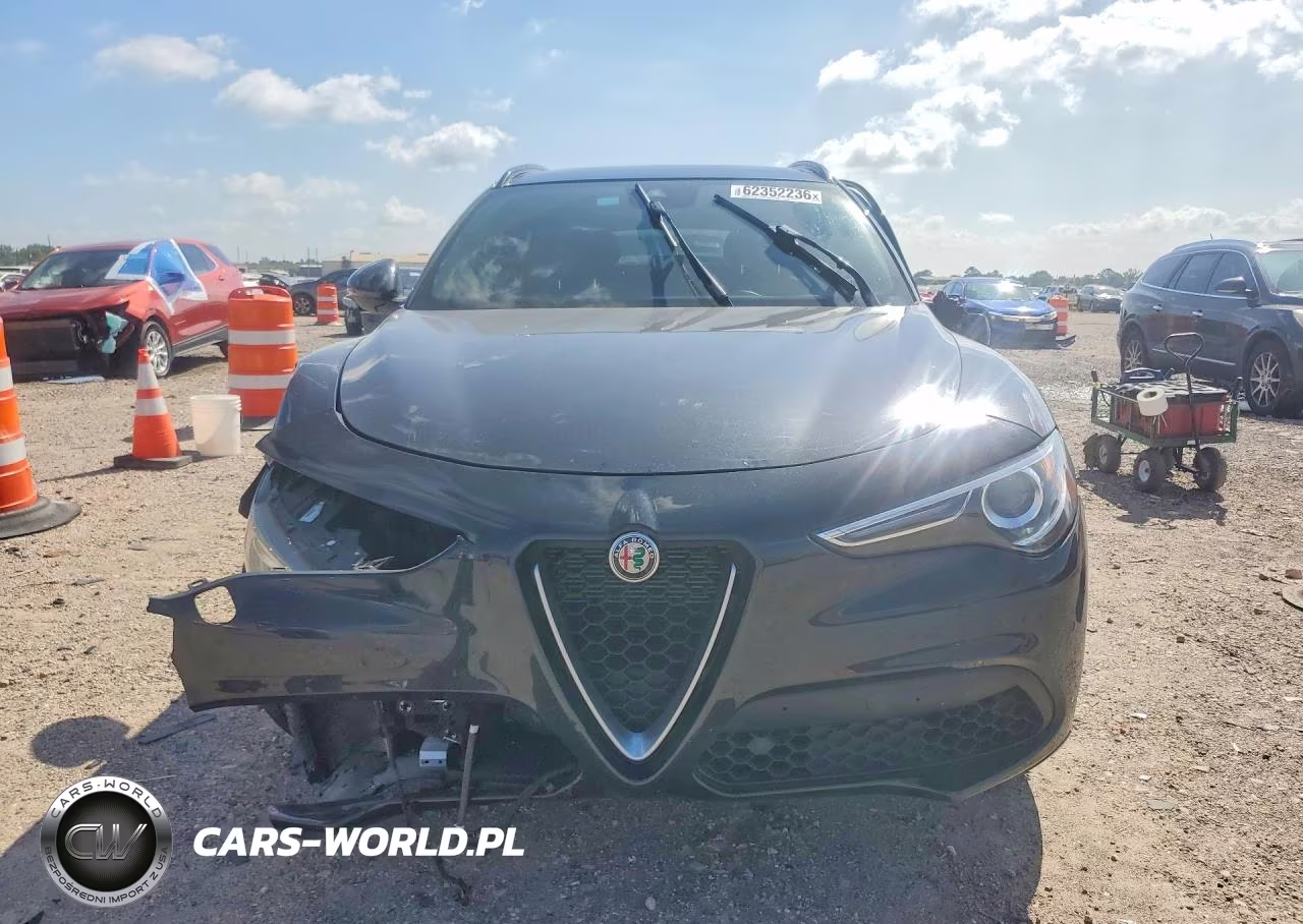 2023 Alfa Romeo Stelvio Ti VIN:ZASPAKBN2P7D50481 - 5