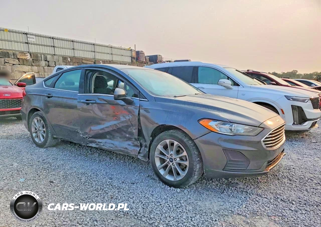 2019 Ford Fusion Se VIN:3FA6P0LU9KR208536 - 4