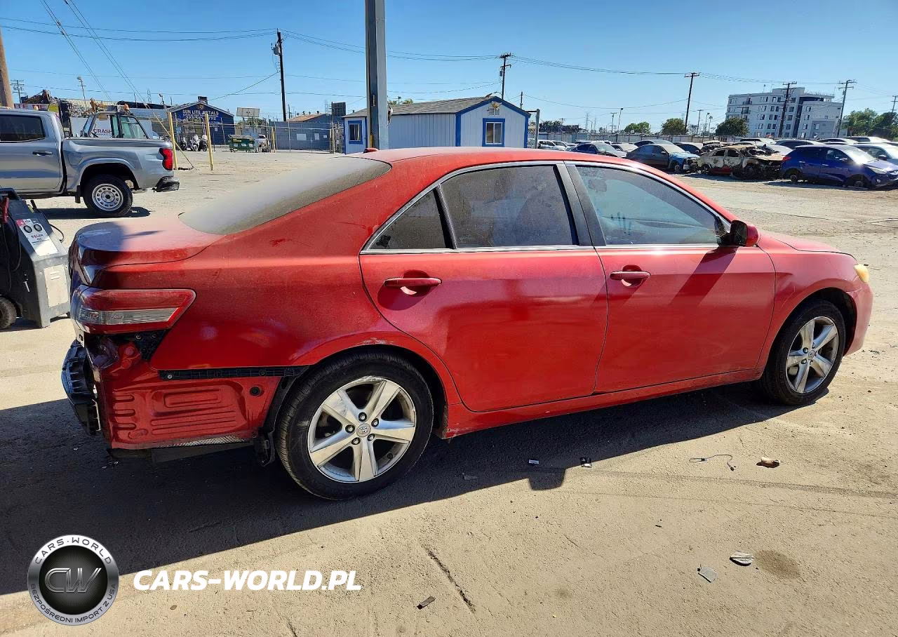 2010 Toyota Camry Le VIN:4T1BF3EK5AU048912 - 3