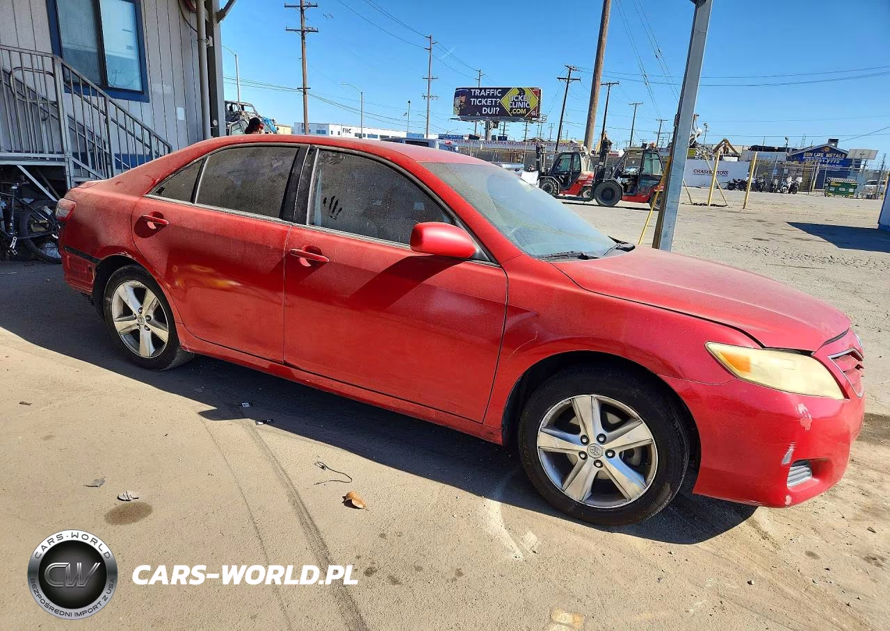 2010 Toyota Camry Le VIN:4T1BF3EK5AU048912 - 4