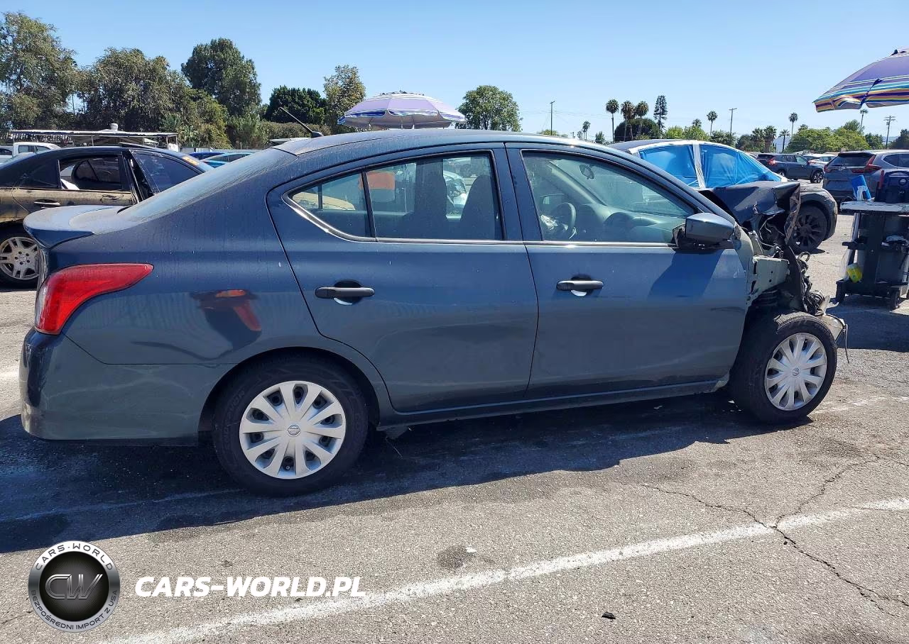 2016 Nissan Versa 1.6 S Plus VIN:3N1CN7AP3GL915427 - 3