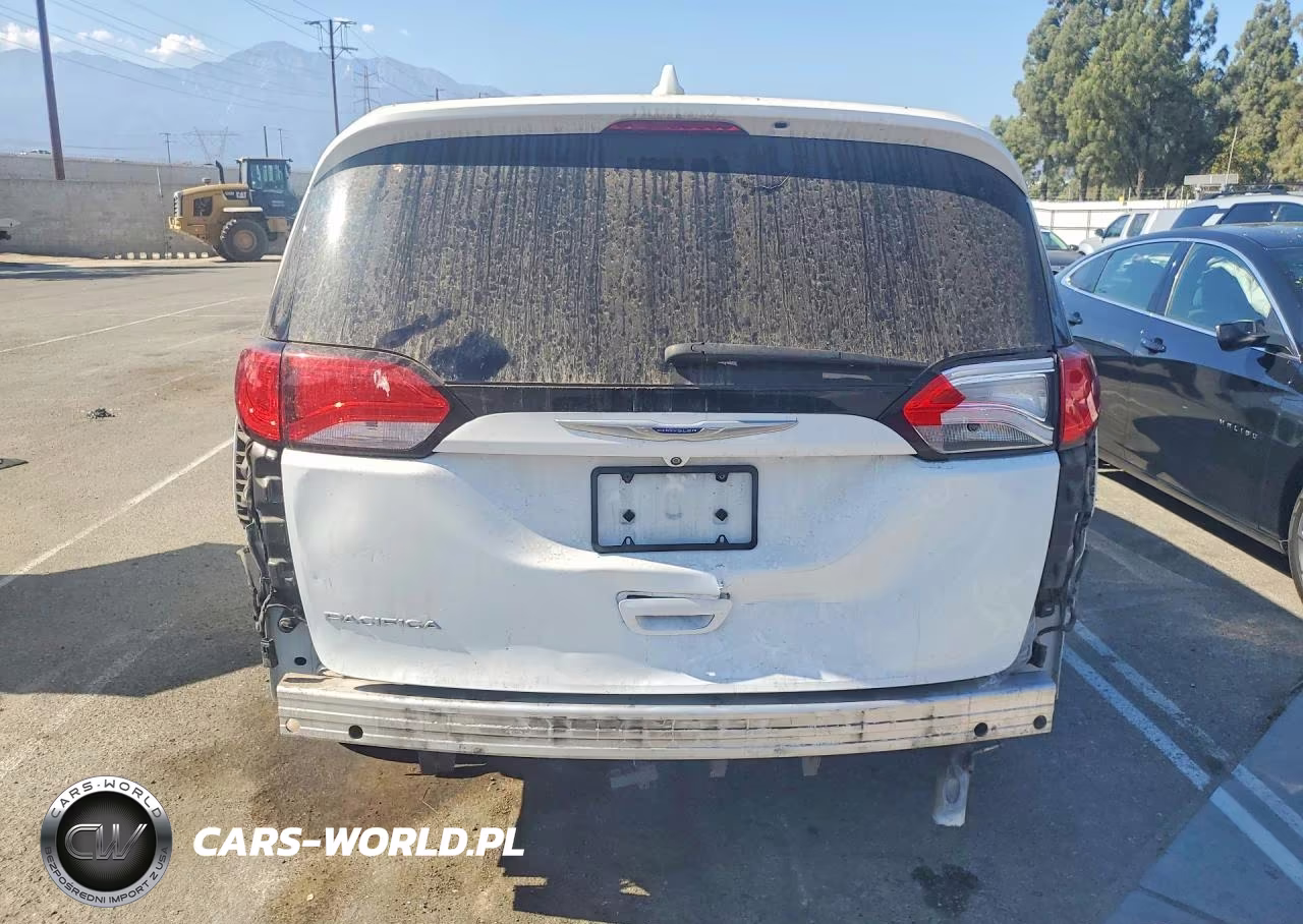 2019 Chrysler Pacifica Lx VIN:2C4RC1CG2KR644380 - 6