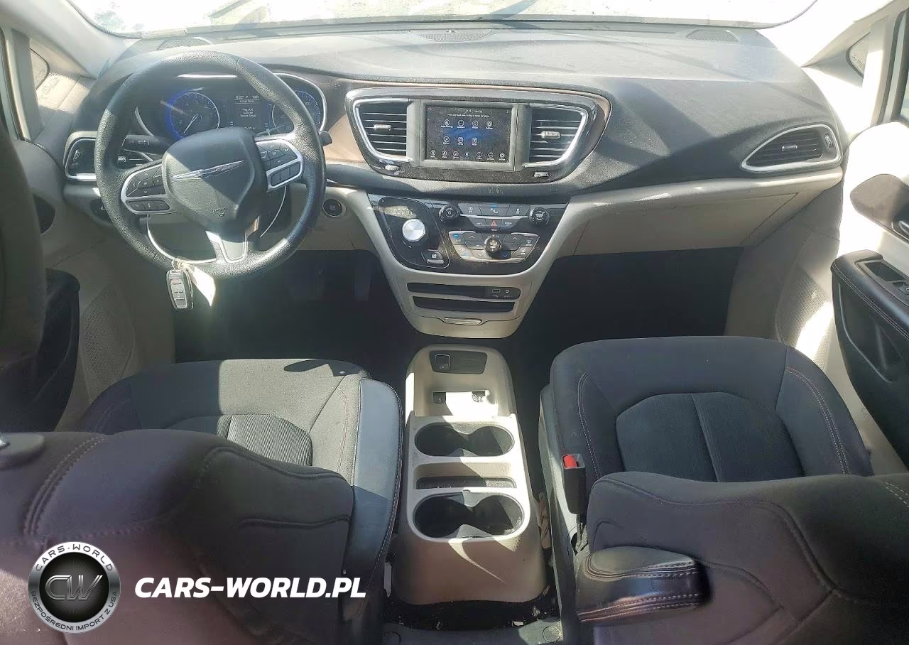 2019 Chrysler Pacifica Lx VIN:2C4RC1CG2KR644380 - 8