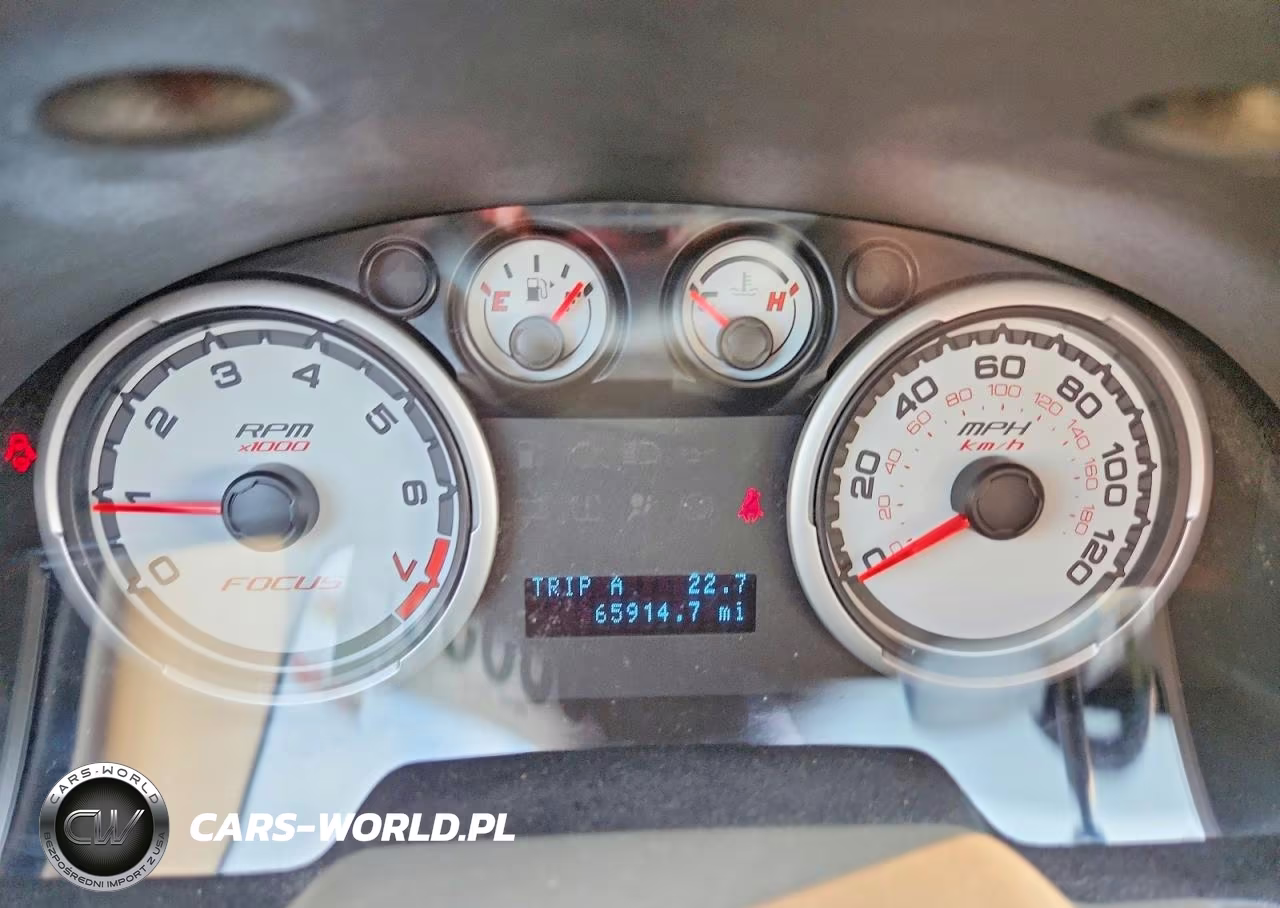 2008 Ford Focus Se VIN:1FAHP35N48W100749 - 9