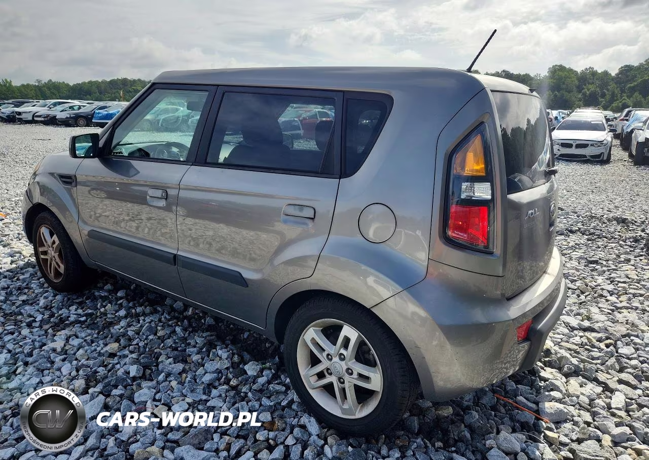 2010 Kia Soul + VIN:KNDJT2A26A7149173 - 2