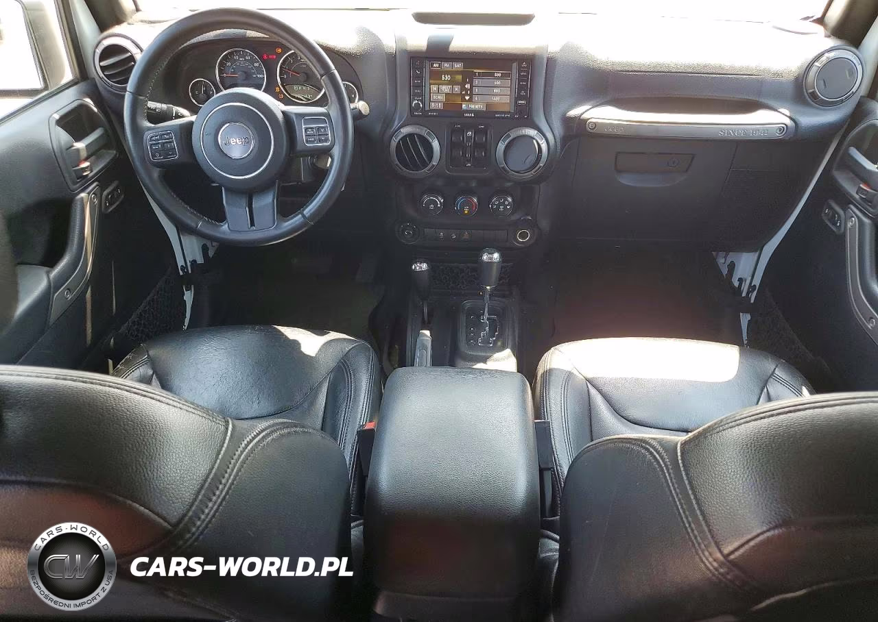 2016 Jeep Wrangler Unlimited Sport VIN:1C4HJWDG5GL303813 - 8